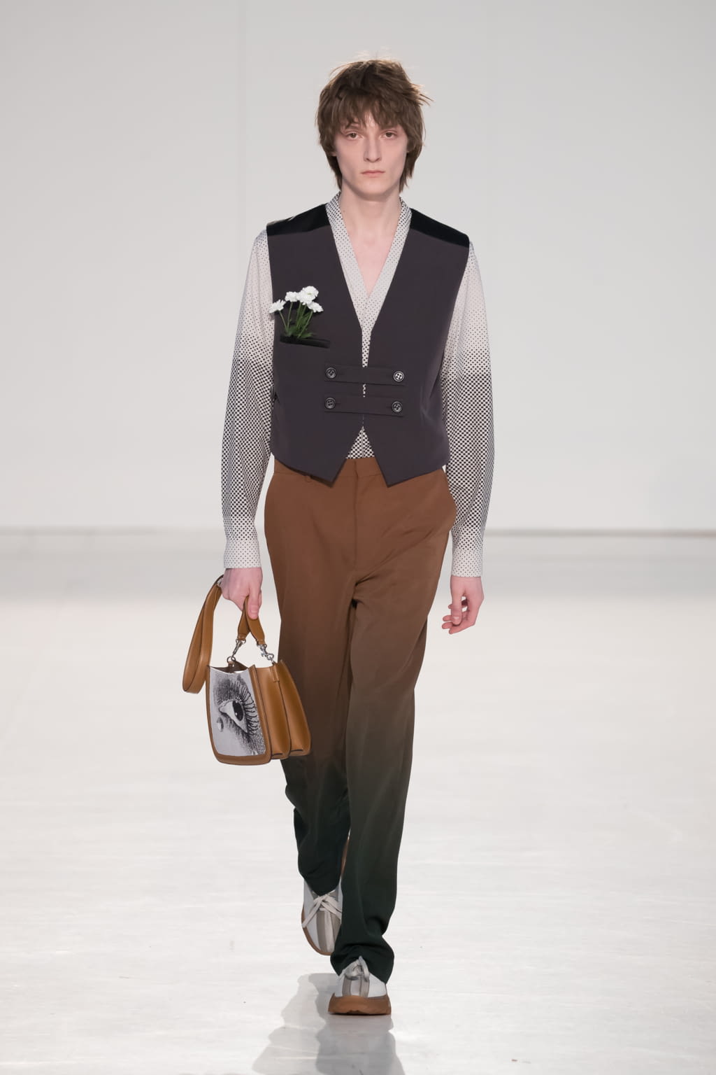 Fashion Week Milan Fall/Winter 2020 look 10 from the Marco de Vincenzo collection 男装