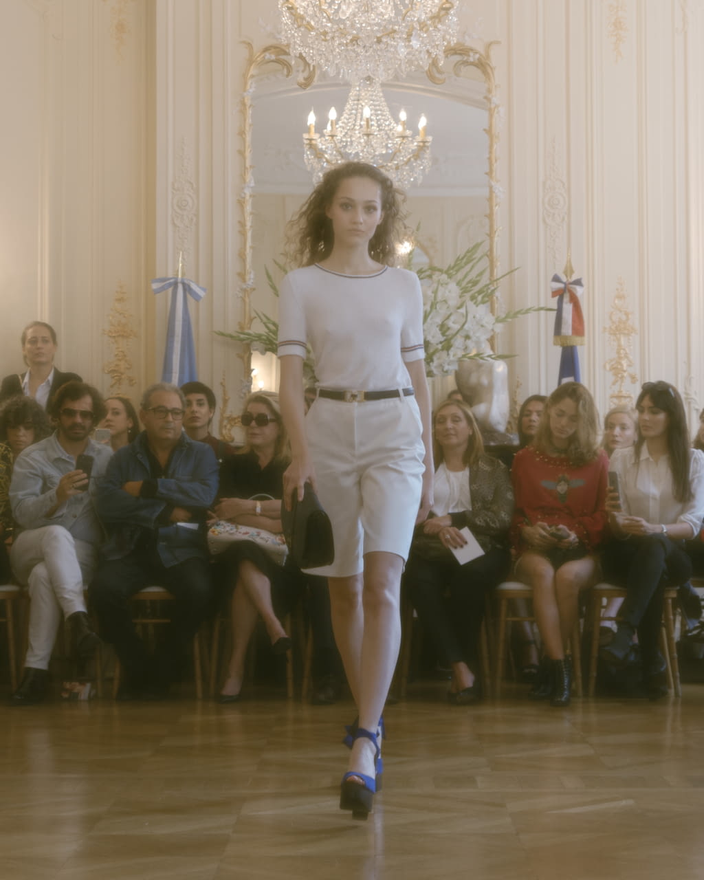 Fashion Week Paris Spring/Summer 2018 look 10 de la collection Vanessa Seward womenswear
