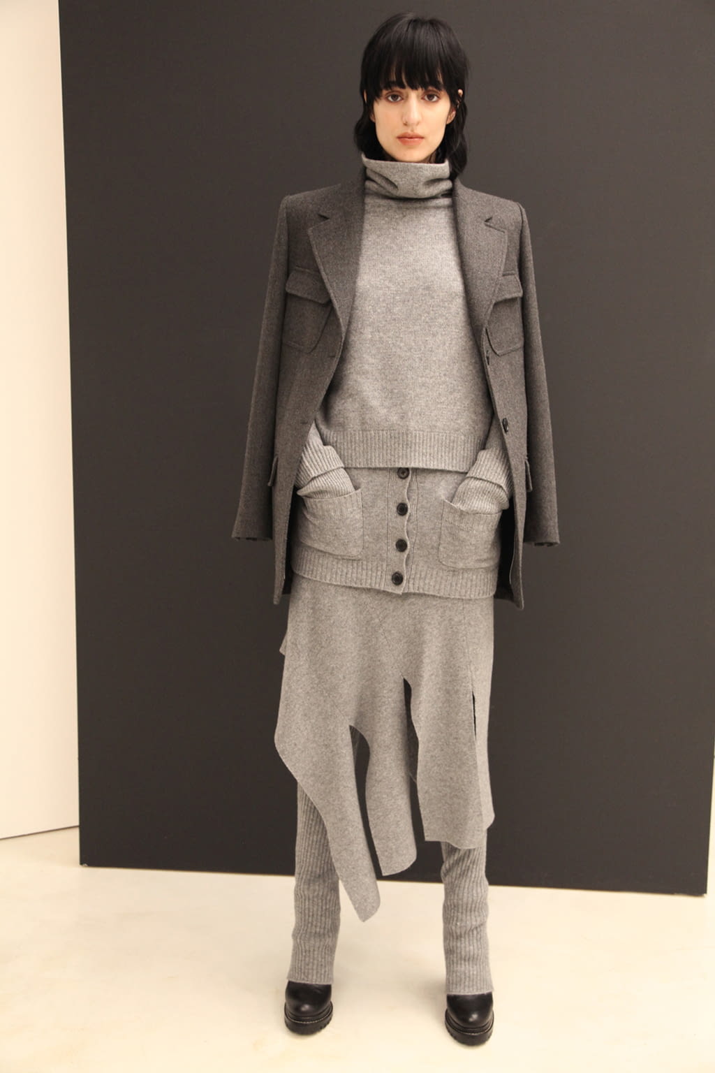 Fashion Week Paris Fall/Winter 2020 look 10 de la collection Barbara Bui womenswear