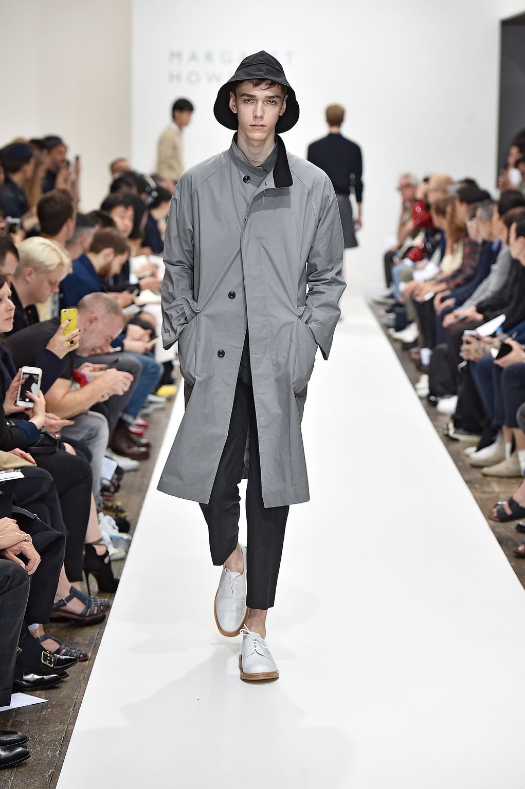 Fashion Week London Spring/Summer 2017 look 10 from the Margaret Howell collection menswear