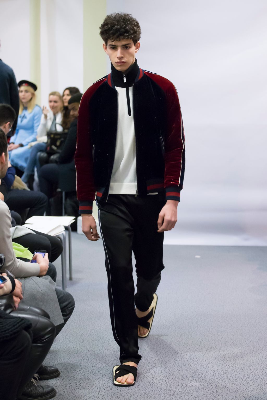 Fashion Week Paris Fall/Winter 2017 look 10 from the Lucien Pellat-Finet collection 男装
