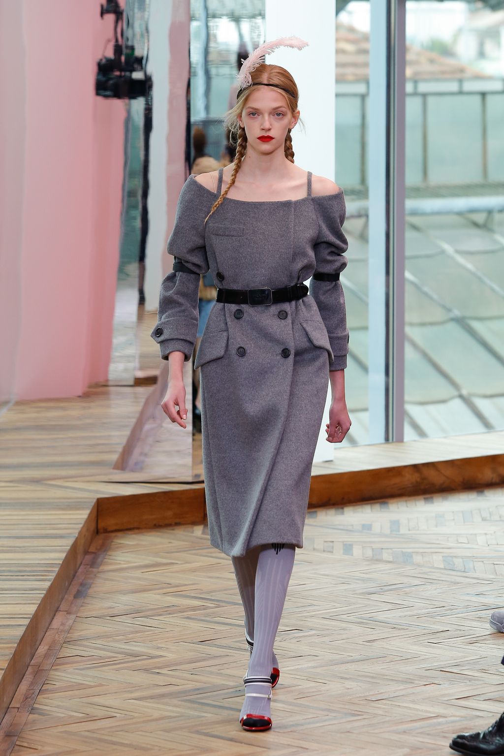 Fashion Week Milan Resort 2018 look 10 de la collection Prada womenswear