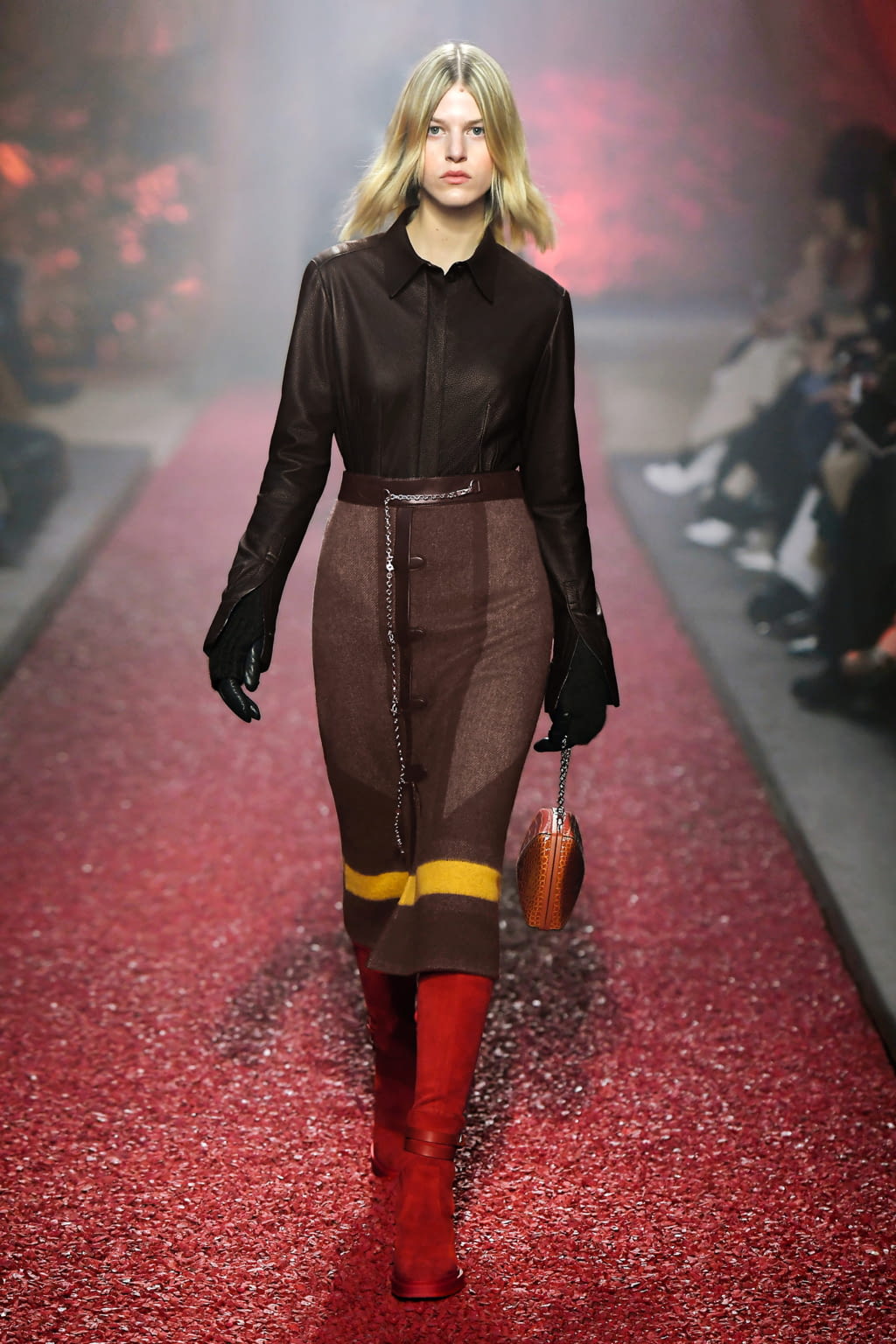 Fashion Week Paris Fall/Winter 2018 look 10 from the Hermès collection womenswear