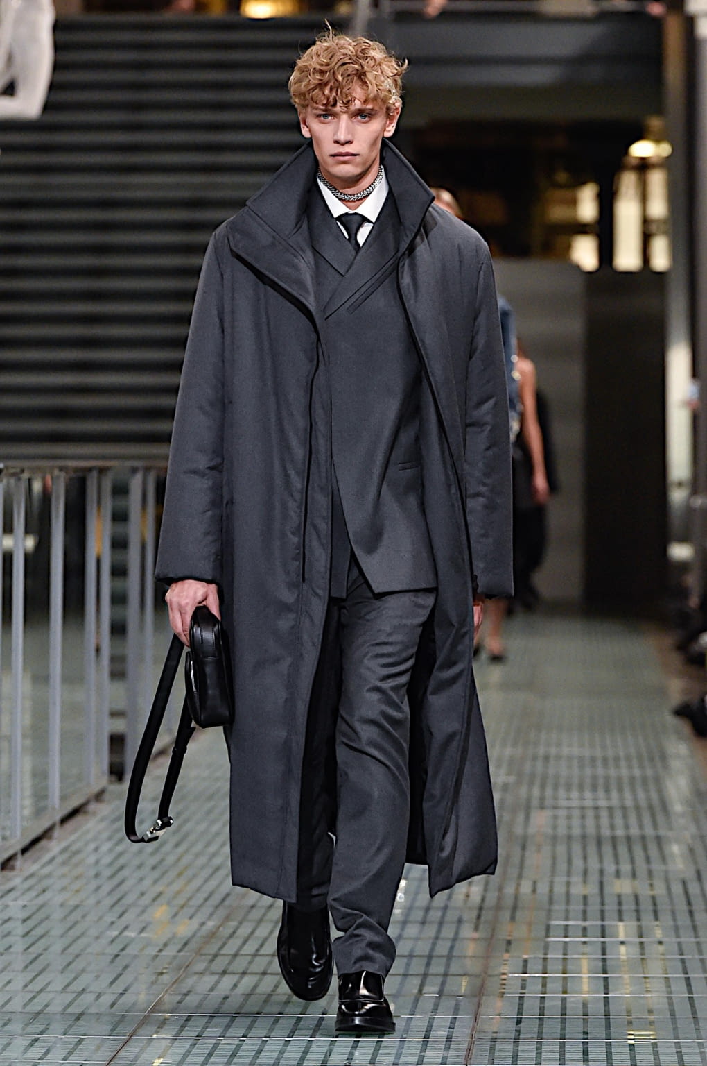 Fashion Week Paris Fall/Winter 2020 look 21 from the Alyx collection menswear
