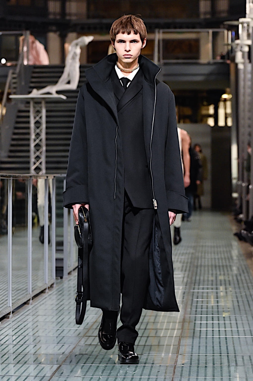 Fashion Week Paris Fall/Winter 2020 look 24 from the Alyx collection menswear