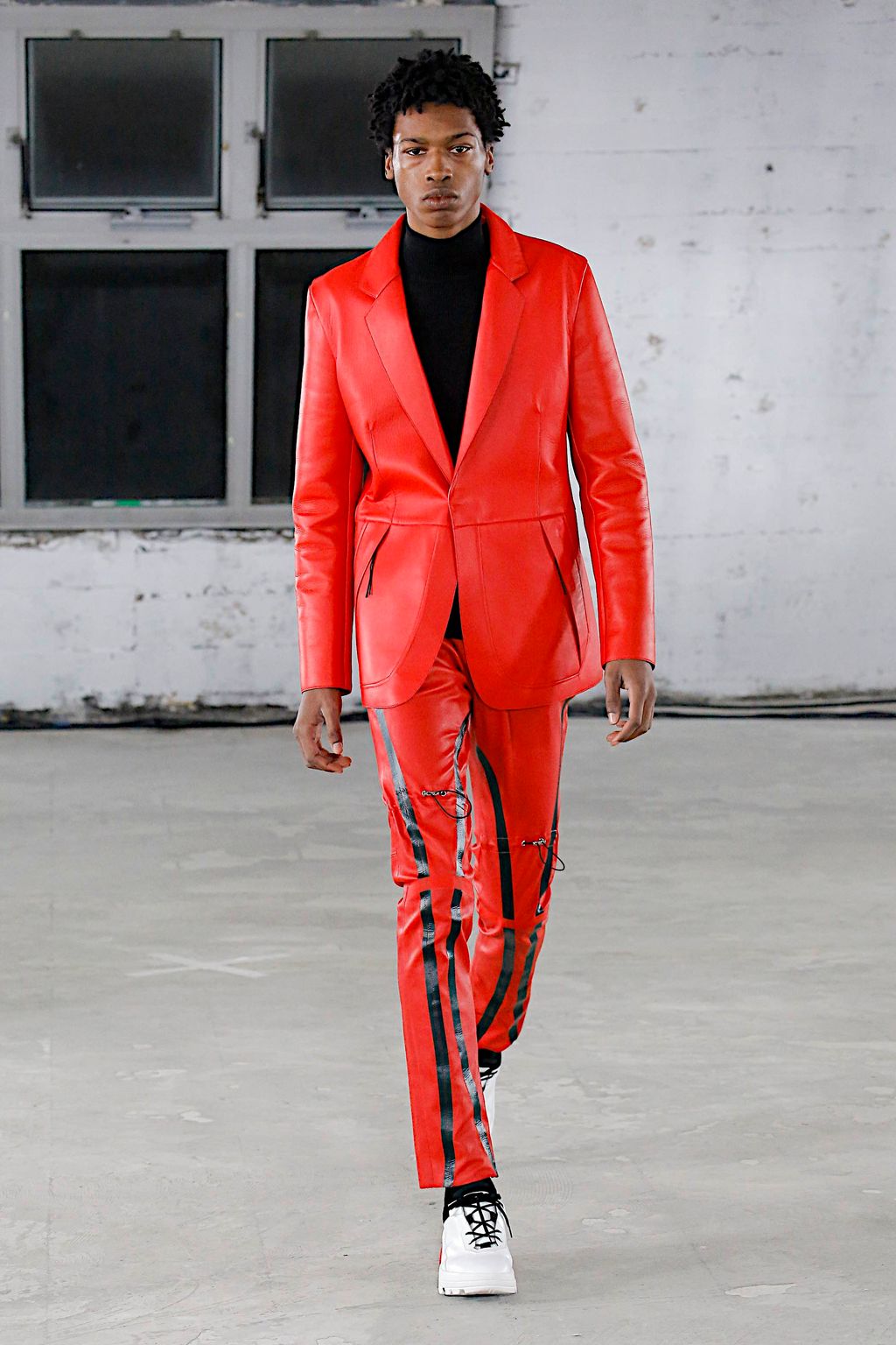 Fashion Week Paris Fall/Winter 2019 look 19 from the Alyx collection 男装