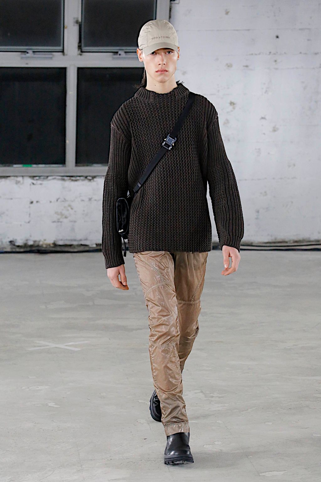 Fashion Week Paris Fall/Winter 2019 look 38 from the Alyx collection menswear