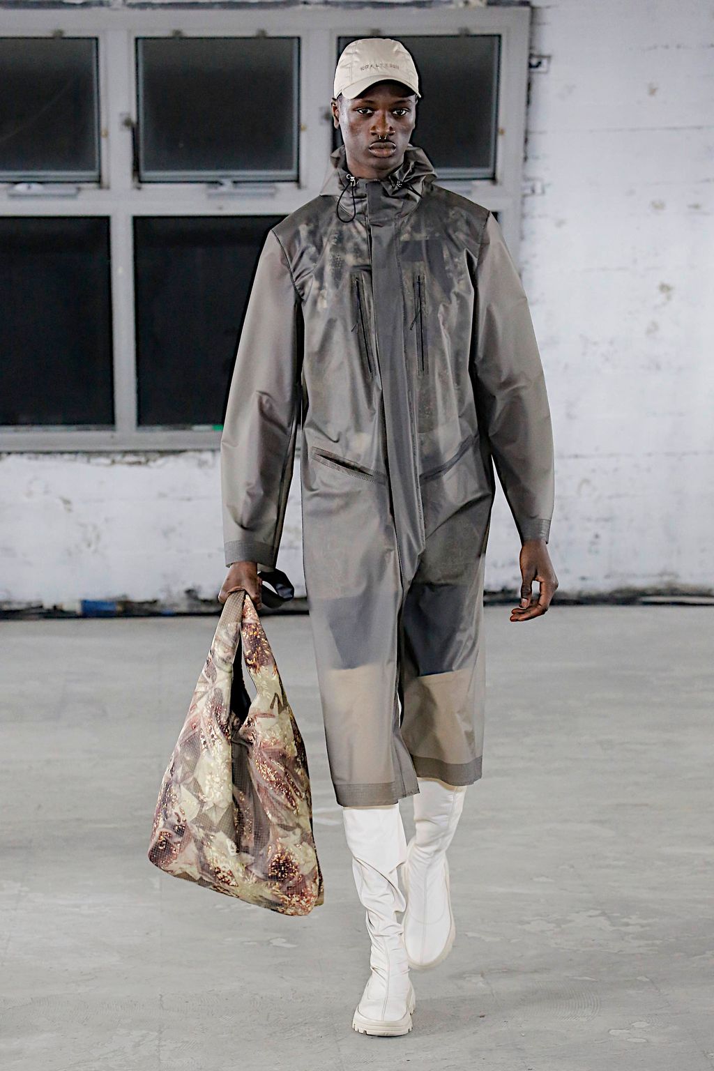 Fashion Week Paris Fall/Winter 2019 look 48 from the Alyx collection menswear