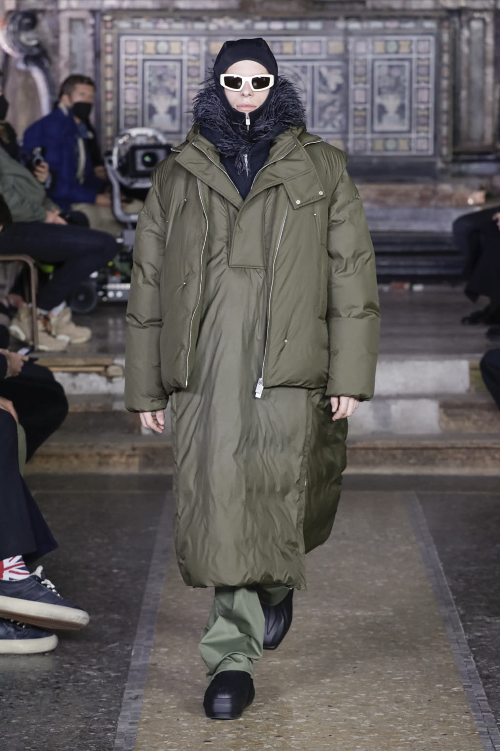 Fashion Week Milan Fall/Winter 2022 look 12 from the Alyx collection 男装