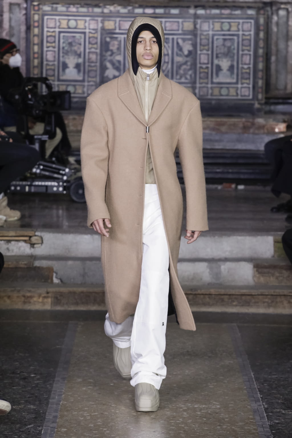 Fashion Week Milan Fall/Winter 2022 look 5 from the Alyx collection menswear