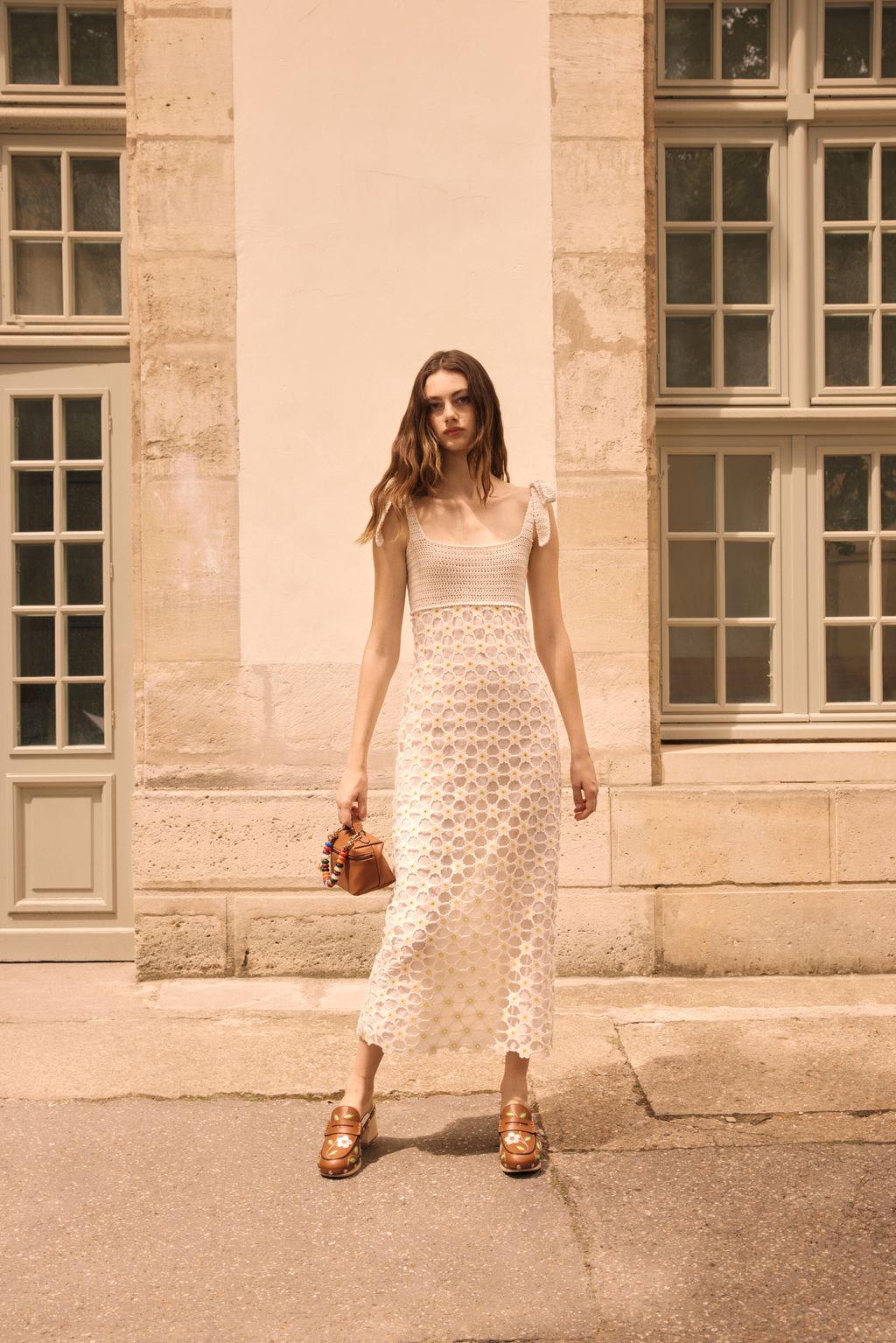 Fashion Week Paris Spring/Summer 2024 look 13 de la collection Longchamp womenswear