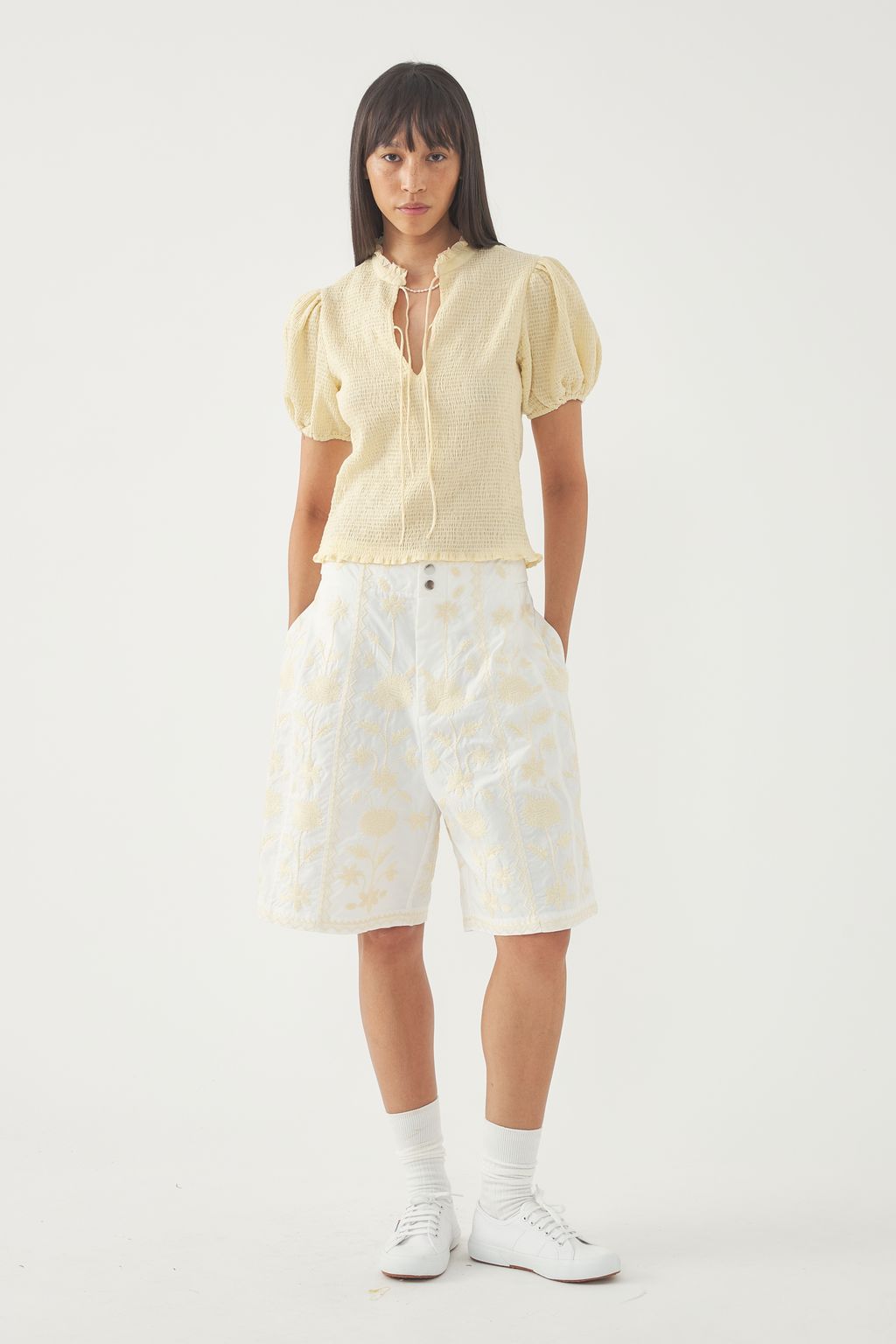 Fashion Week Paris Spring/Summer 2025 look 10 from the Antik Batik collection womenswear