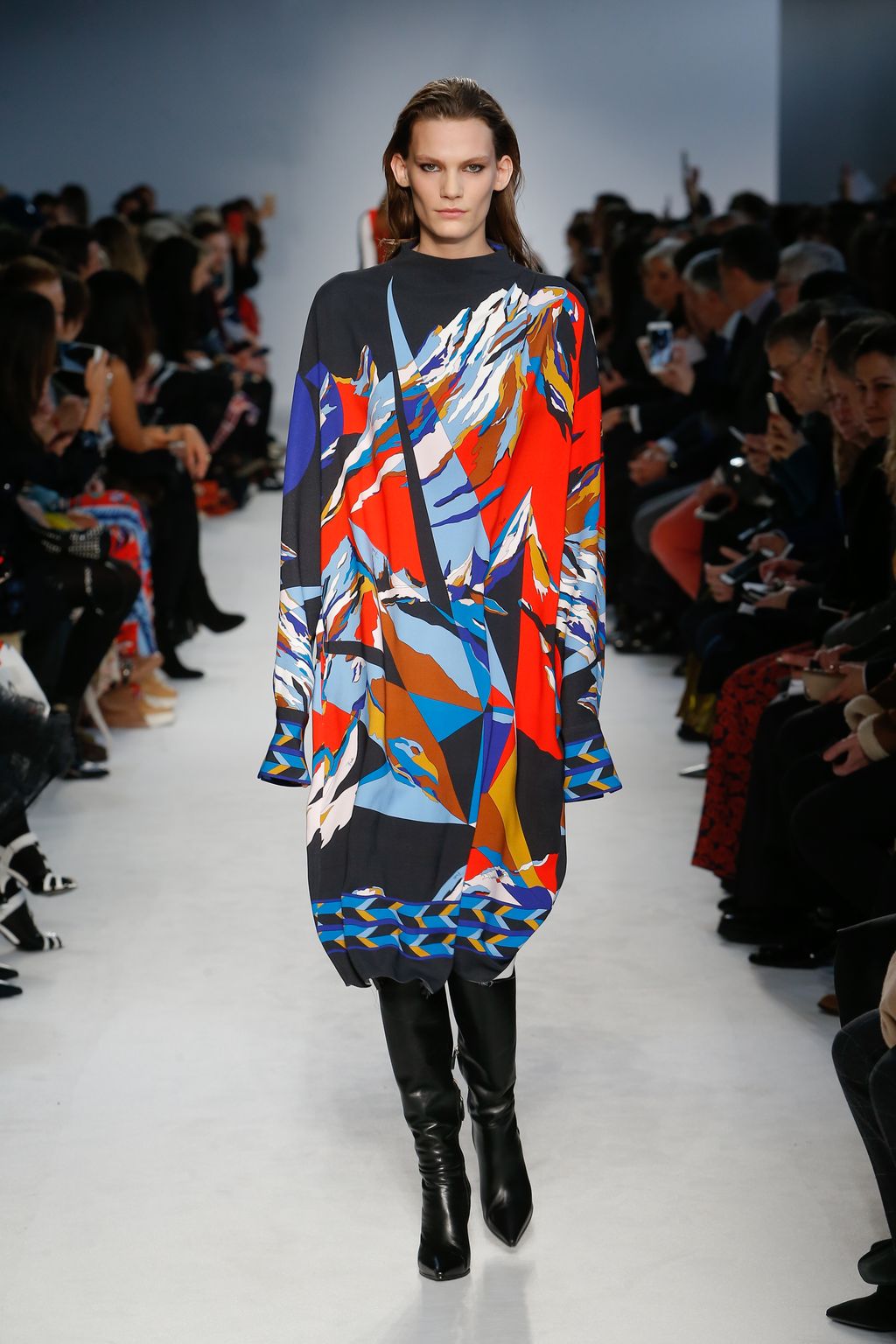 Fashion Week Milan Fall/Winter 2016 look 10 from the Pucci collection womenswear