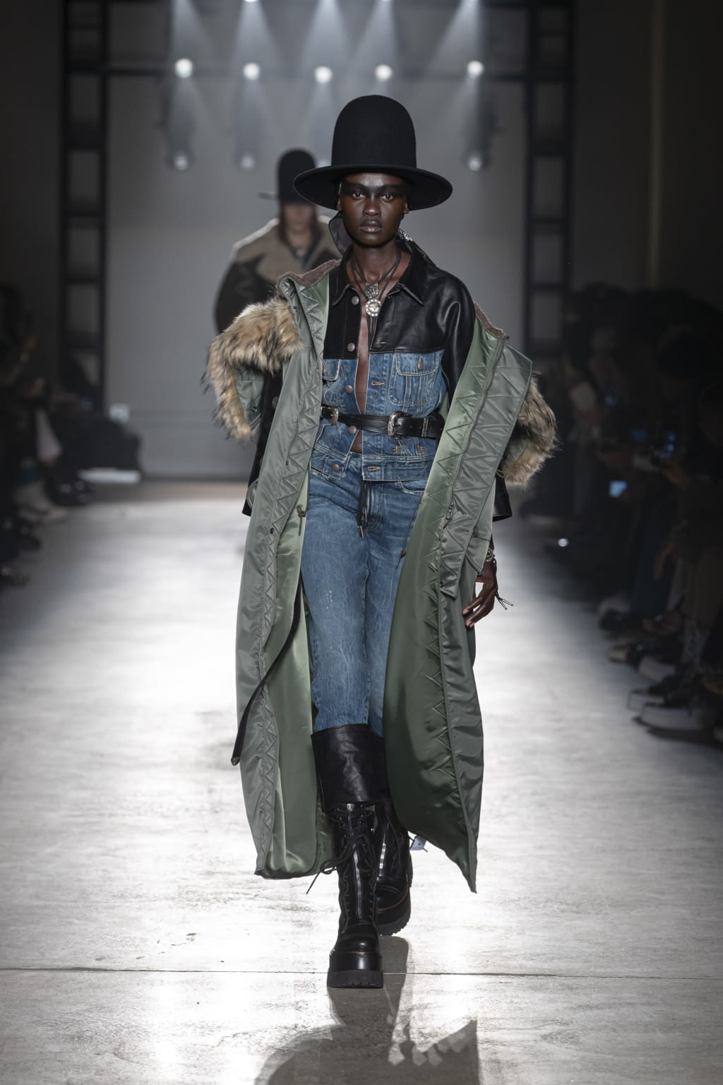 Fashion Week New York Fall/Winter 2020 look 11 de la collection R13 womenswear