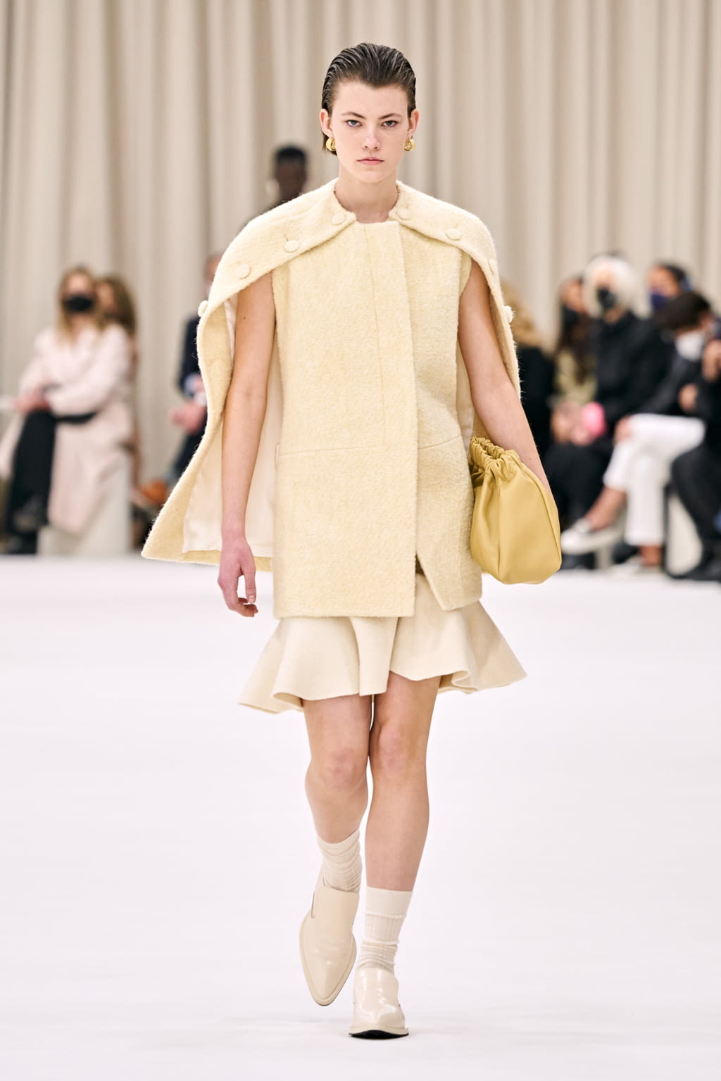 Fashion Week Milan Fall/Winter 2022 look 11 from the Jil Sander collection womenswear