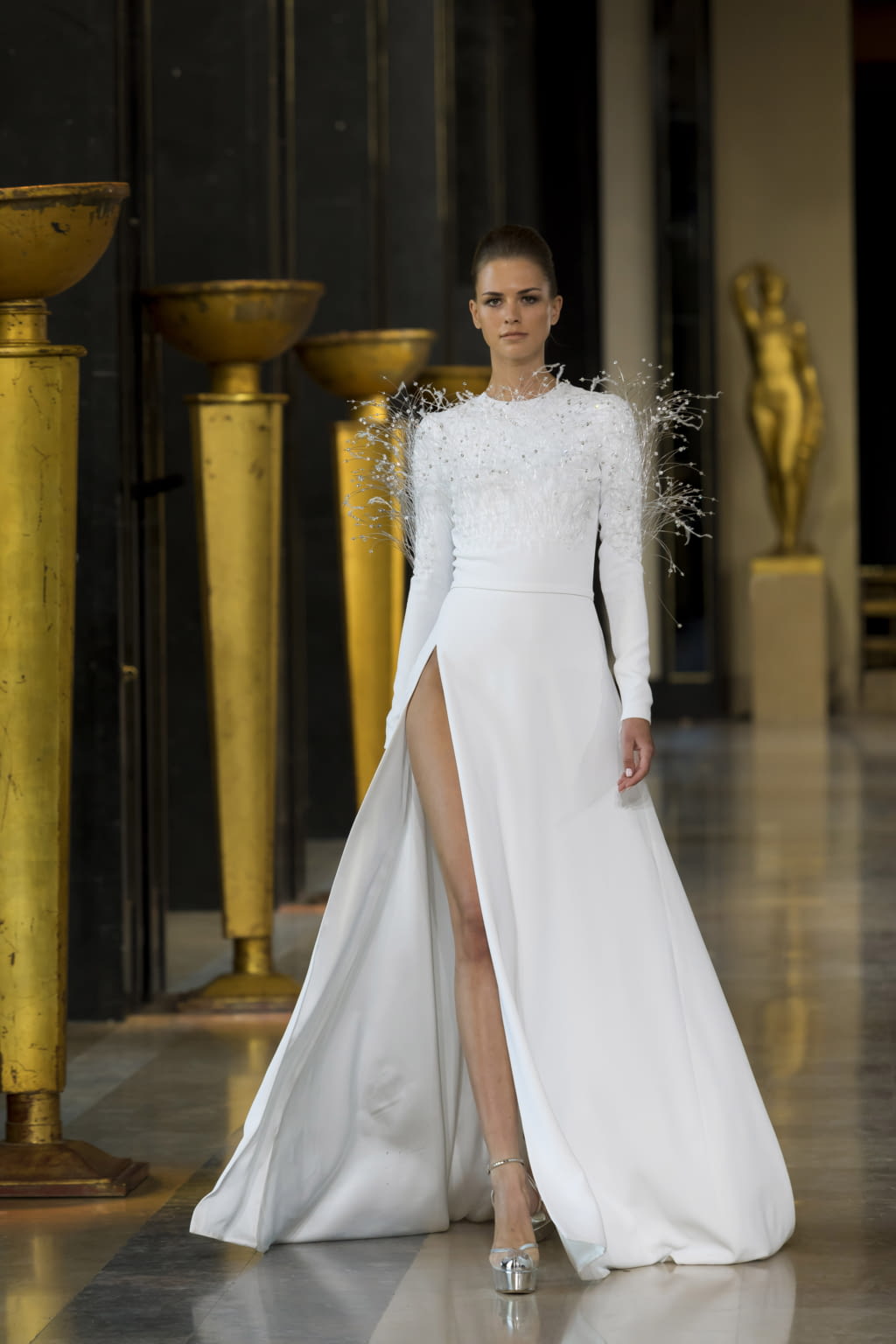 Fashion Week Paris Spring/Summer 2020 look 12 from the Stephane Rolland collection 高级定制