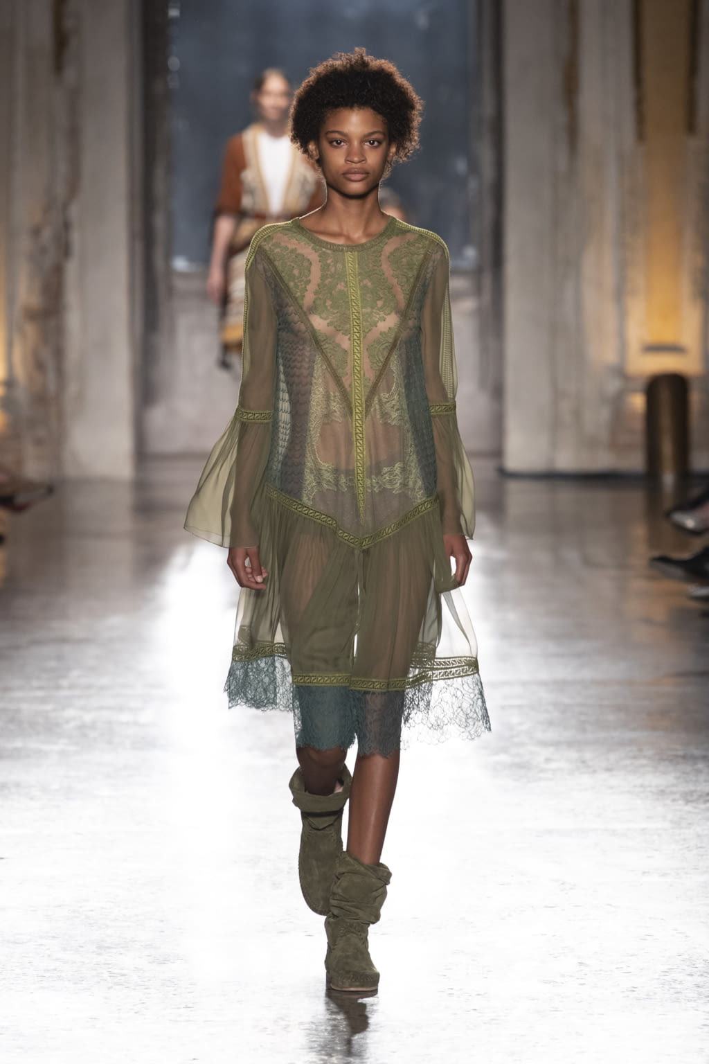 Fashion Week Milan Resort 2019 look 11 de la collection Alberta Ferretti womenswear