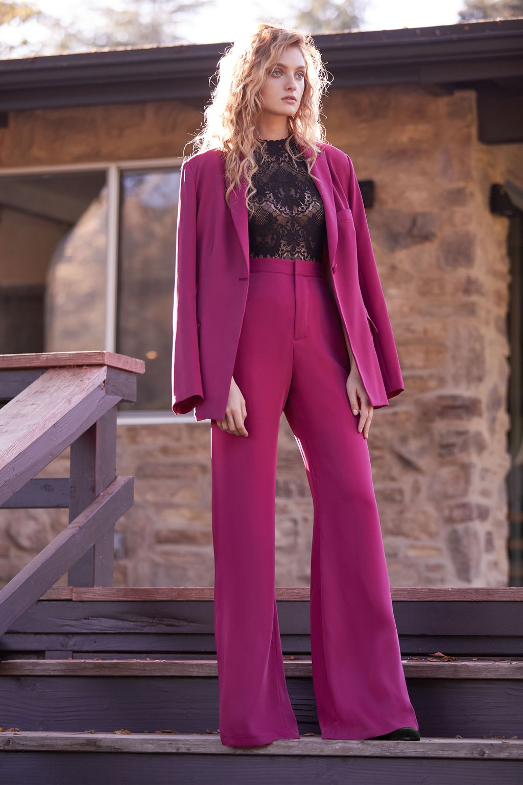 Fashion Week New York Pre-Fall 2018 look 11 from the Tadashi Shoji collection womenswear