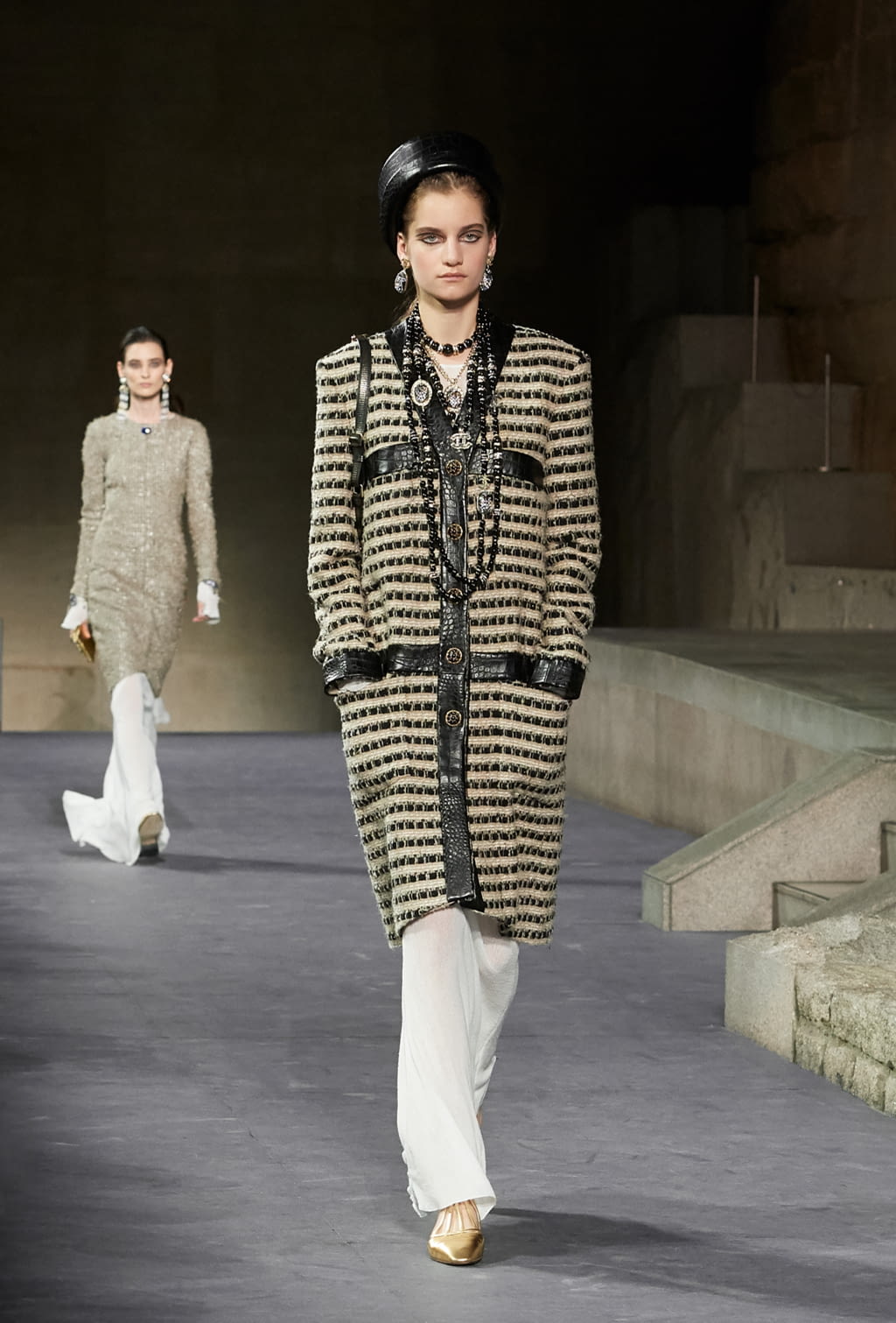 Fashion Week New York Pre-Fall 2019 look 11 from the Chanel collection womenswear