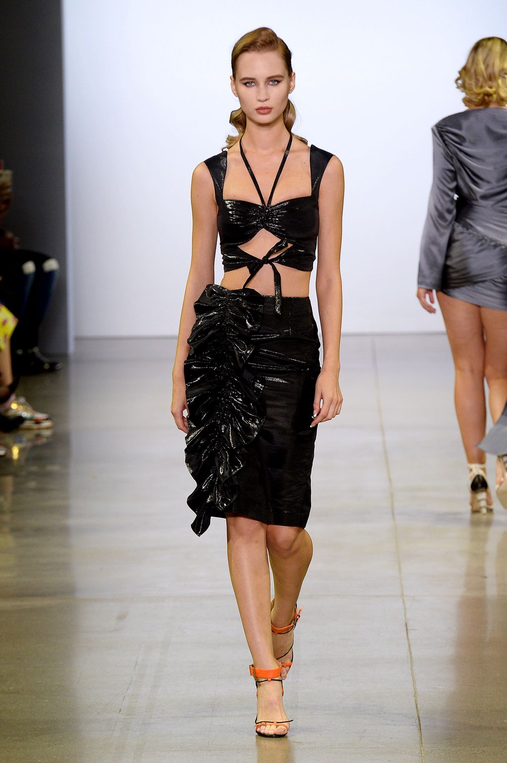 Fashion Week New York Spring/Summer 2020 look 19 from the Vivienne Hu collection womenswear