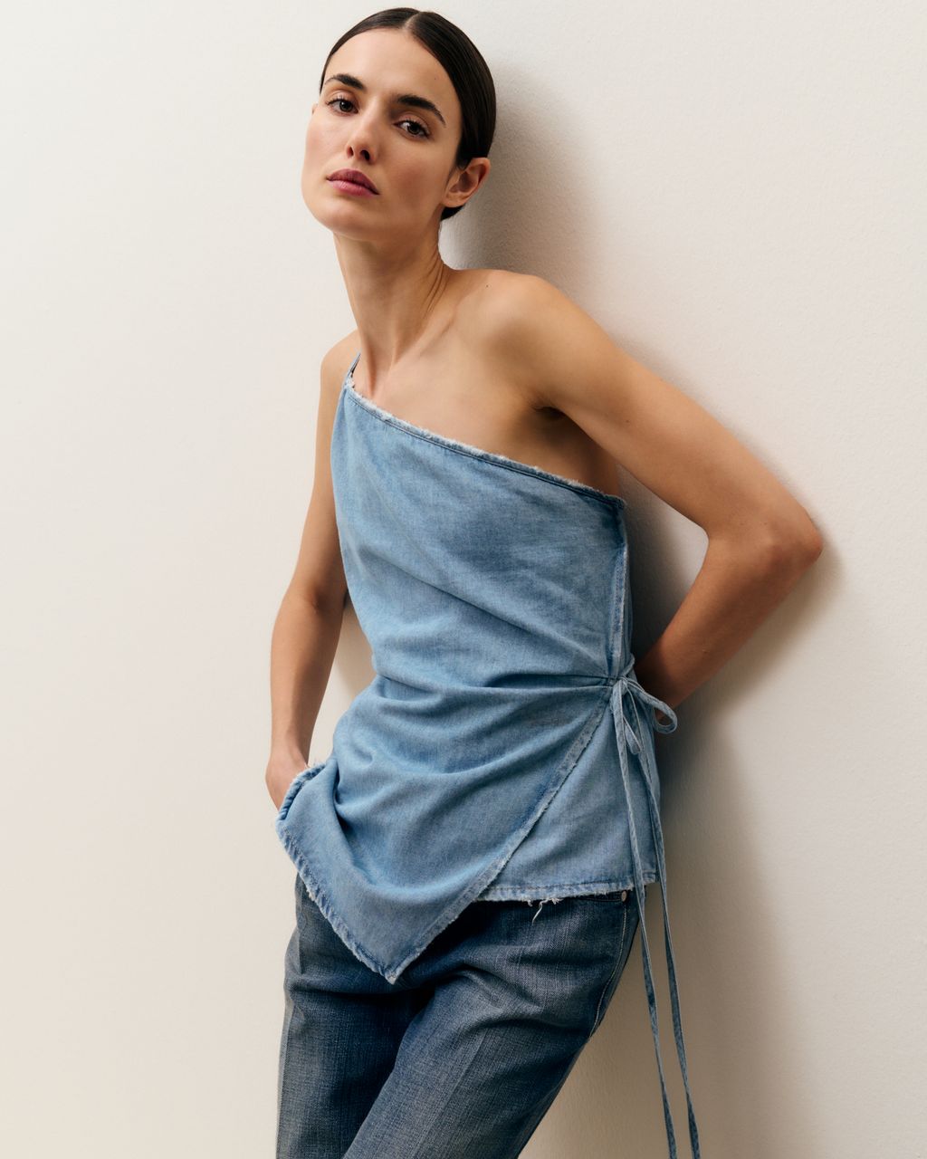 Fashion Week Paris Spring-Summer 2025 look 11 from the Closed collection womenswear