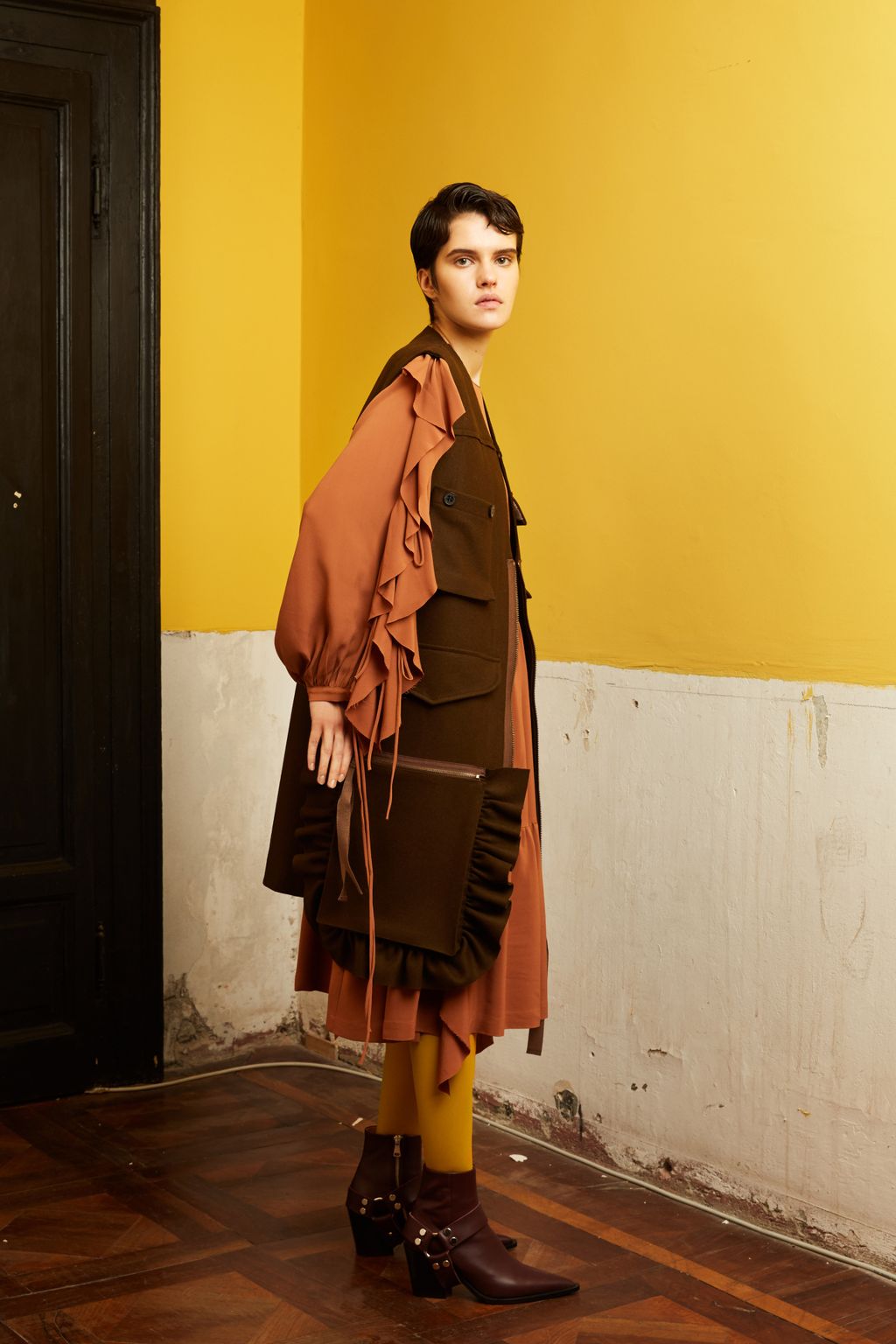 Fashion Week Milan Pre-Fall 2017 look 12 from the Erika Cavallini collection 女装