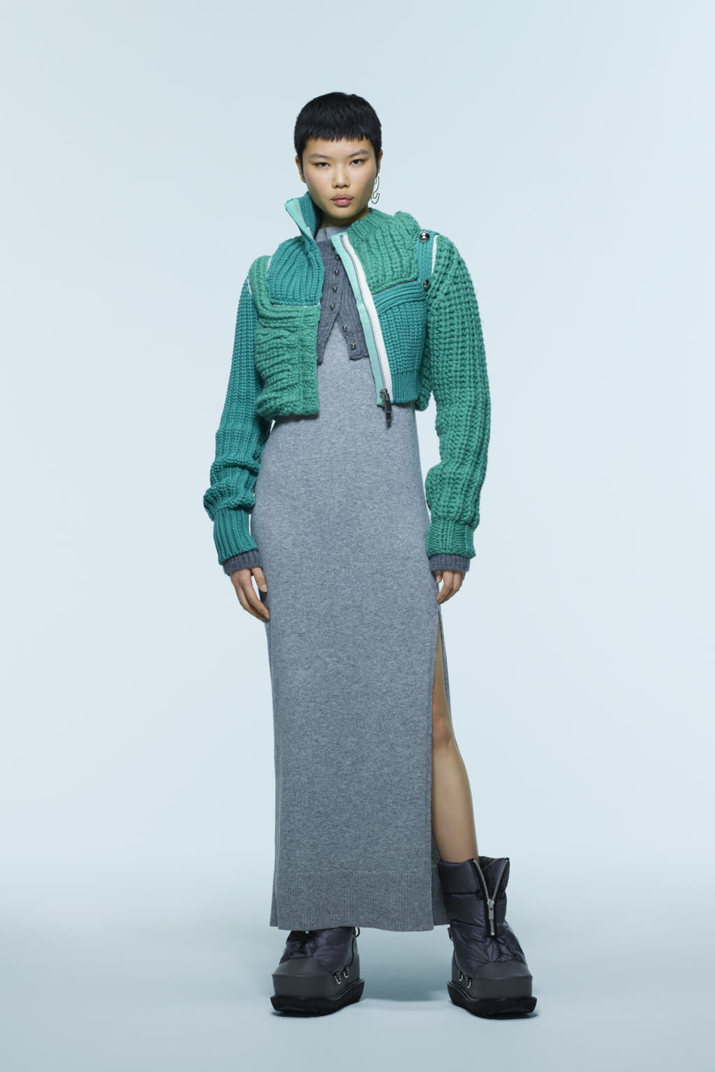 Fashion Week Paris Pre-Fall 2022 look 12 from the Sacai collection 女装