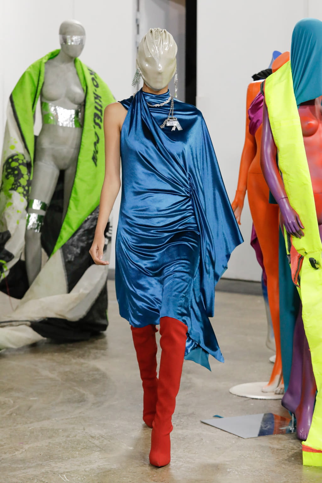 Fashion Week Paris Fall/Winter 2022 look 12 from the Atlein collection 女装