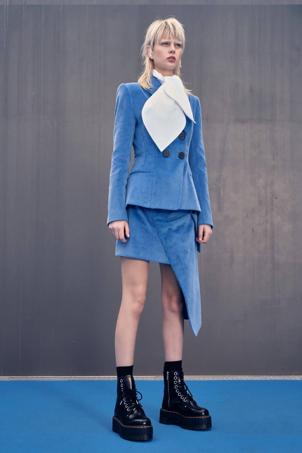 Fashion Week New York Fall/Winter 2021 look 12 from the Claudia Li collection womenswear