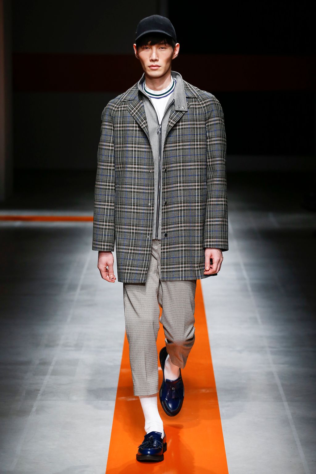 Fashion Week Milan Fall/Winter 2017 look 12 from the MSGM collection menswear
