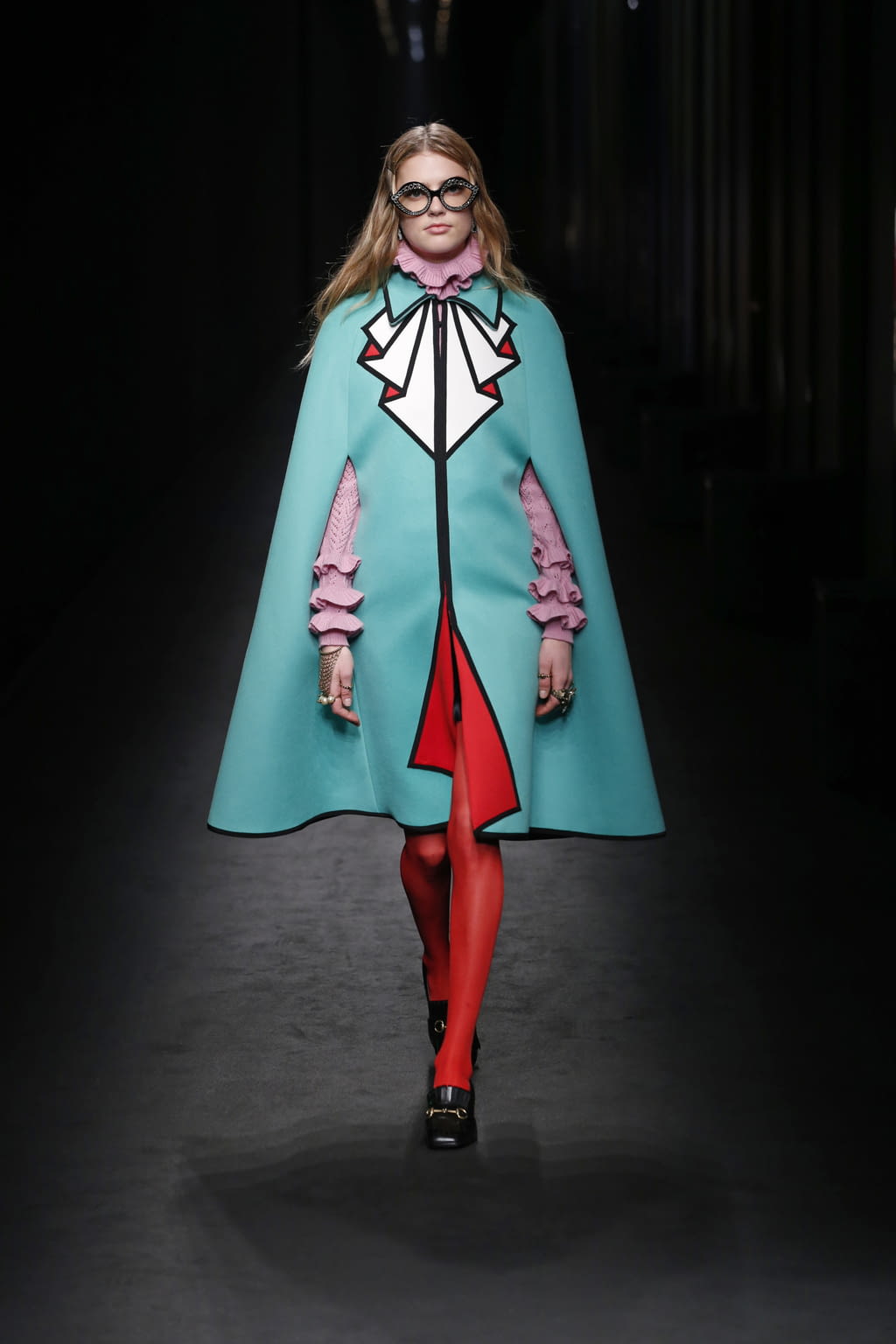 Fashion Week Milan Fall/Winter 2016 look 12 de la collection Gucci womenswear