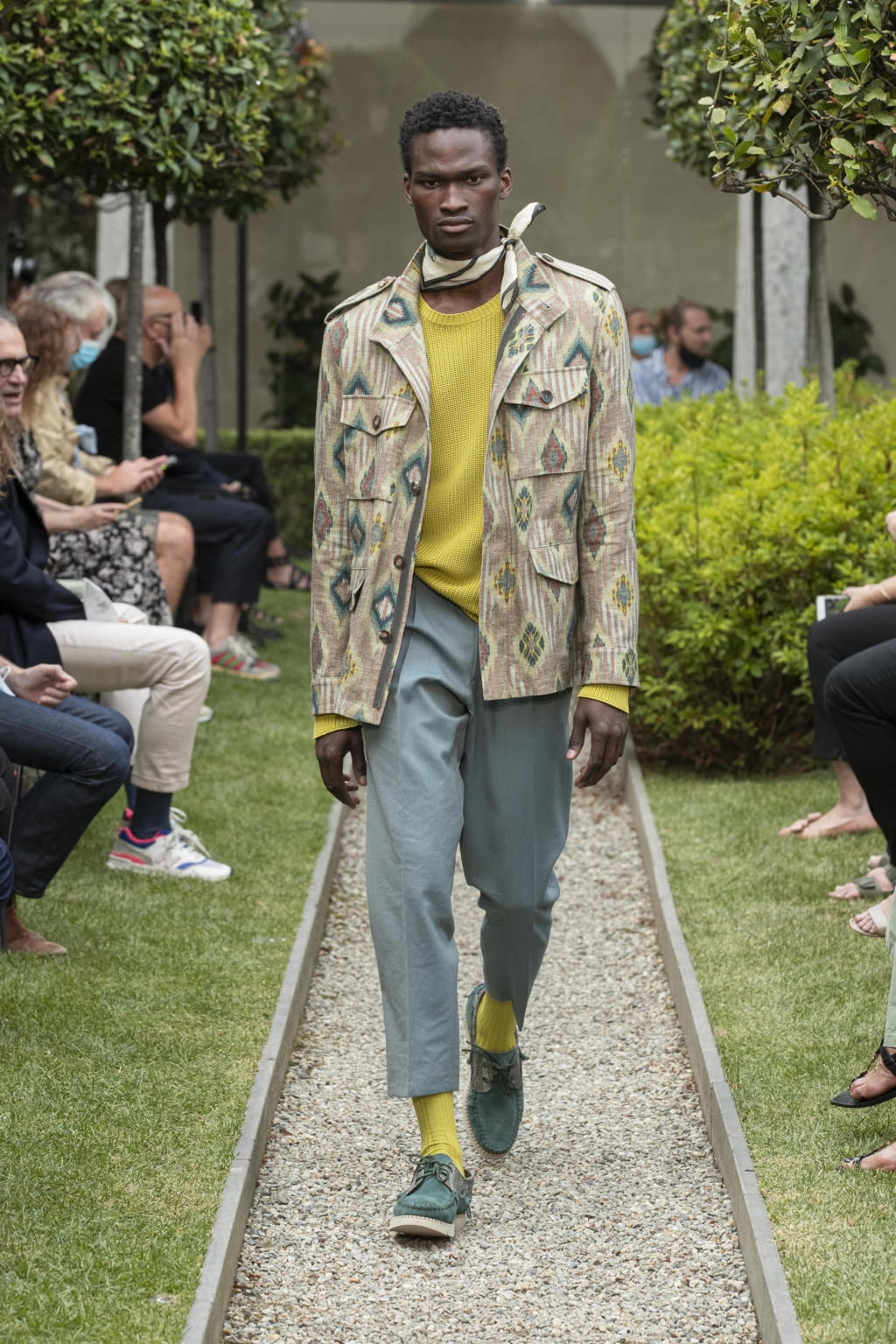 Fashion Week Milan Spring/Summer 2021 look 12 from the Etro collection menswear
