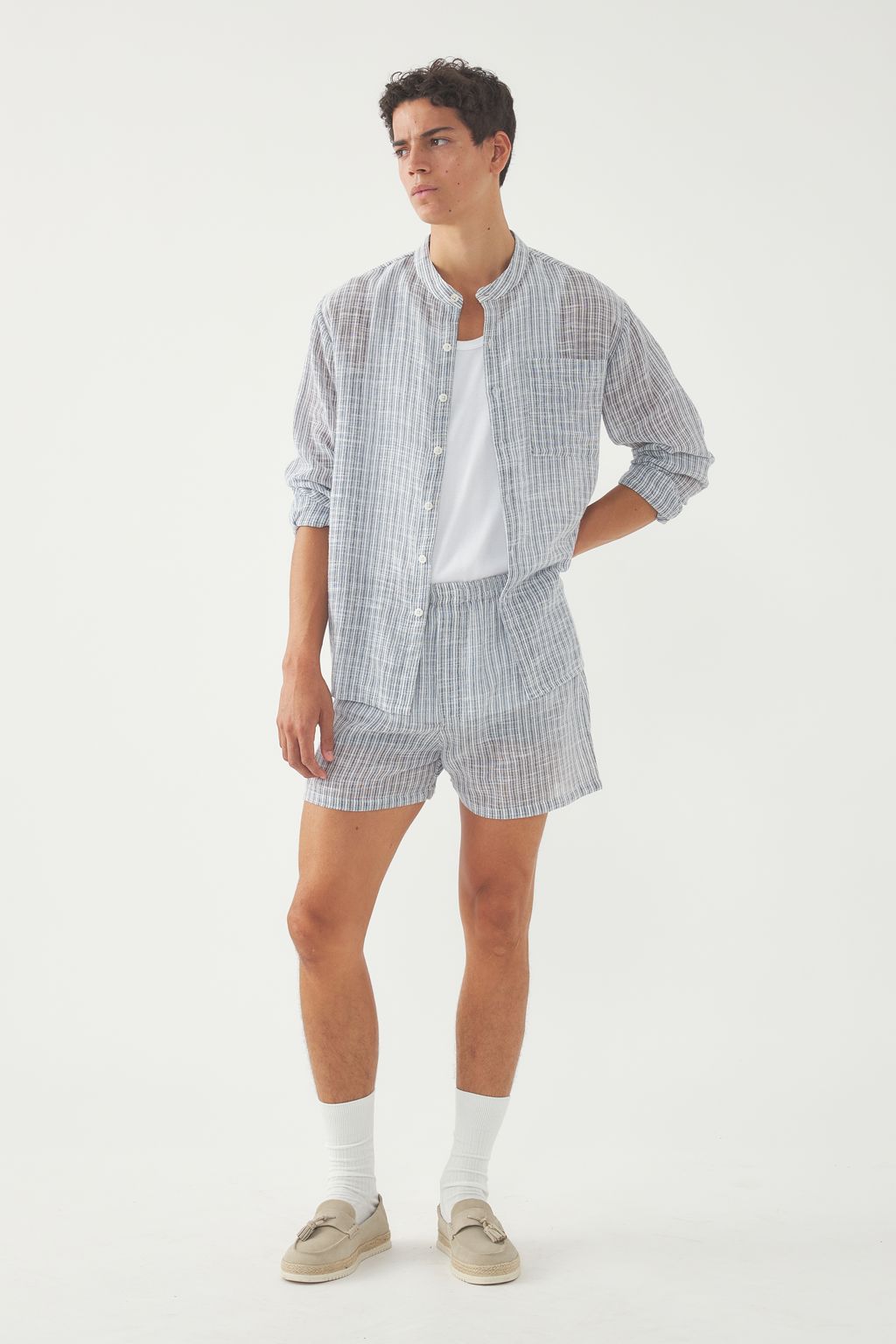 Fashion Week Paris Spring/Summer 2025 look 12 from the Antik Batik collection menswear