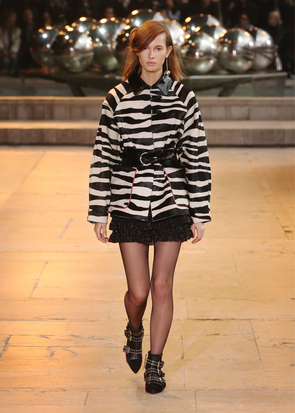 Fashion Week Paris Fall/Winter 2016 look 13 from the Isabel Marant collection 女装