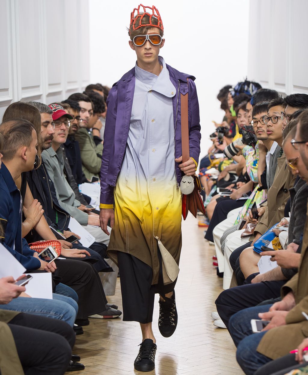 Fashion Week London Spring/Summer 2017 look 13 from the JW Anderson collection menswear