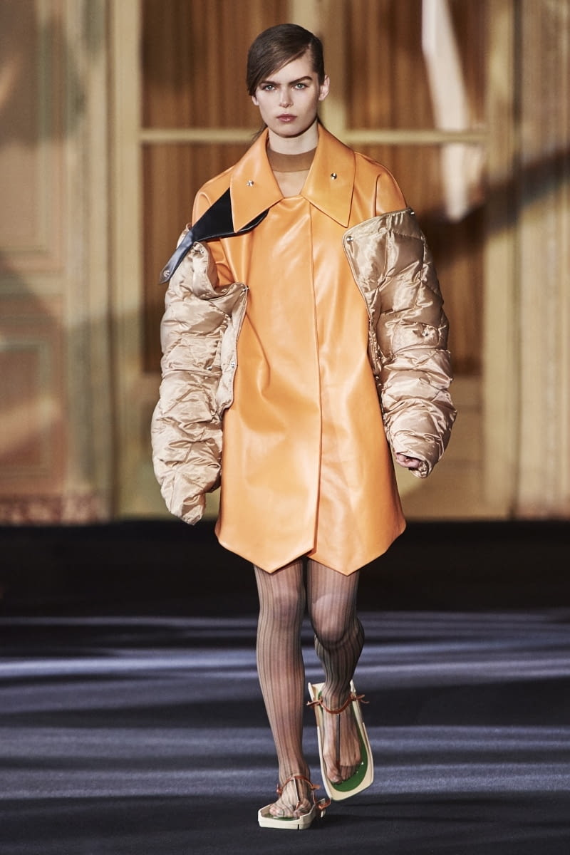 Fashion Week Paris Fall/Winter 2016 look 13 from the Acne Studios collection 女装