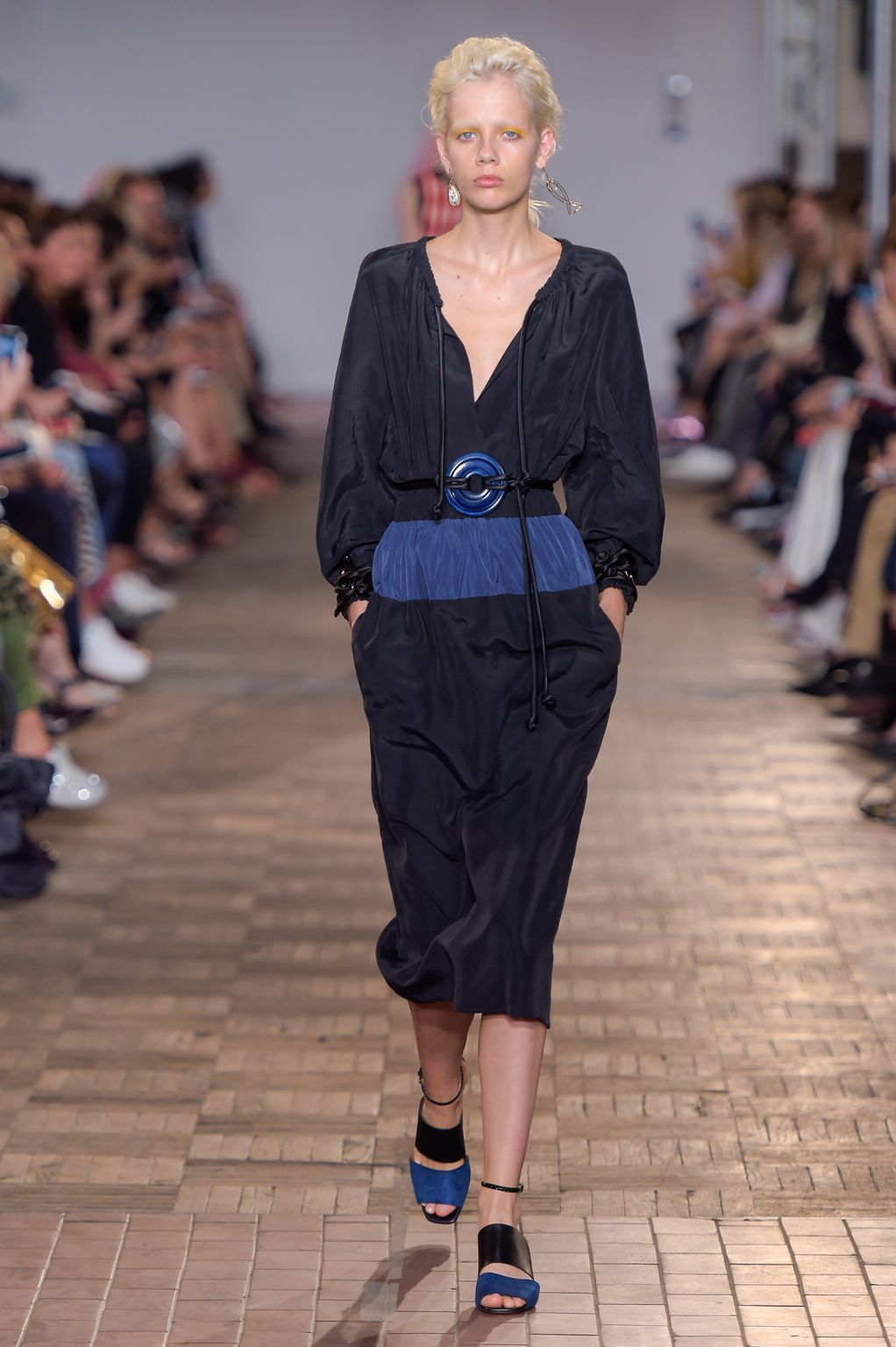 Fashion Week Milan Spring/Summer 2017 look 13 from the Sportmax collection 女装