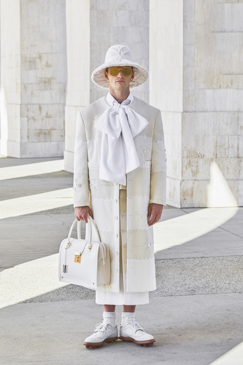 Fashion Week Paris Spring/Summer 2021 look 14 from the Thom Browne collection 女装
