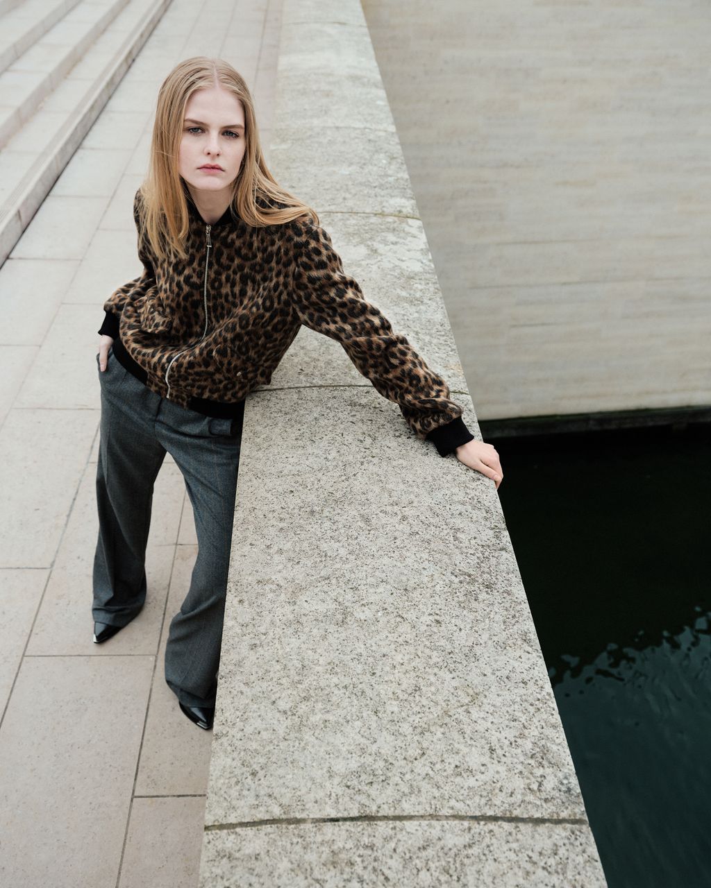 Fashion Week Paris Fall/Winter 2025 look 32 from the Barbara Bui collection womenswear