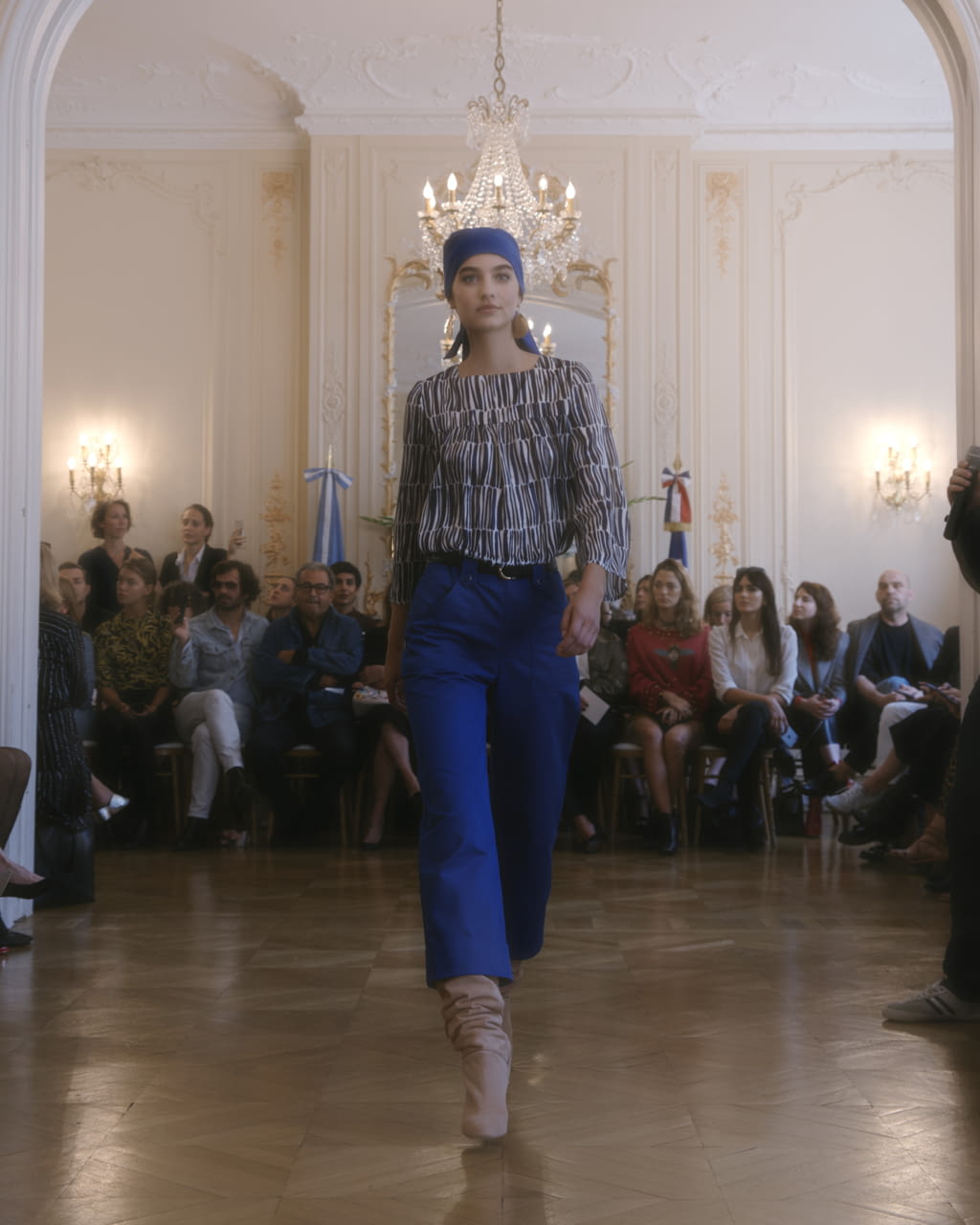Fashion Week Paris Spring/Summer 2018 look 13 from the Vanessa Seward collection womenswear