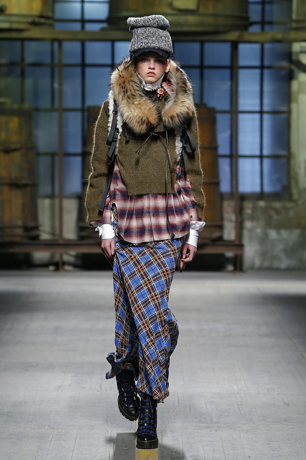 Fashion Week Milan Fall/Winter 2017 look 13 from the Dsquared2 collection 女装