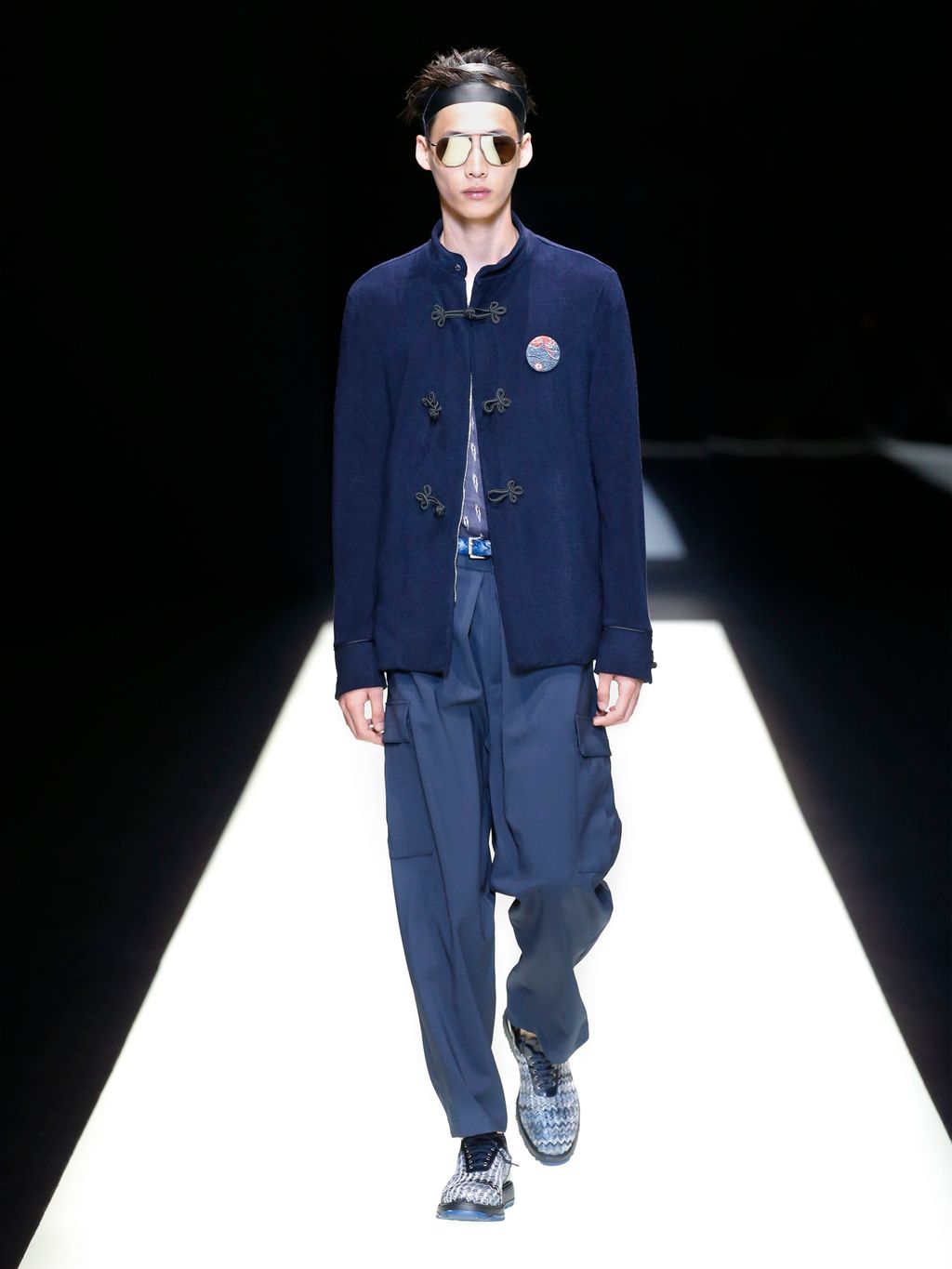Fashion Week Milan Spring/Summer 2018 look 13 from the Emporio Armani collection menswear