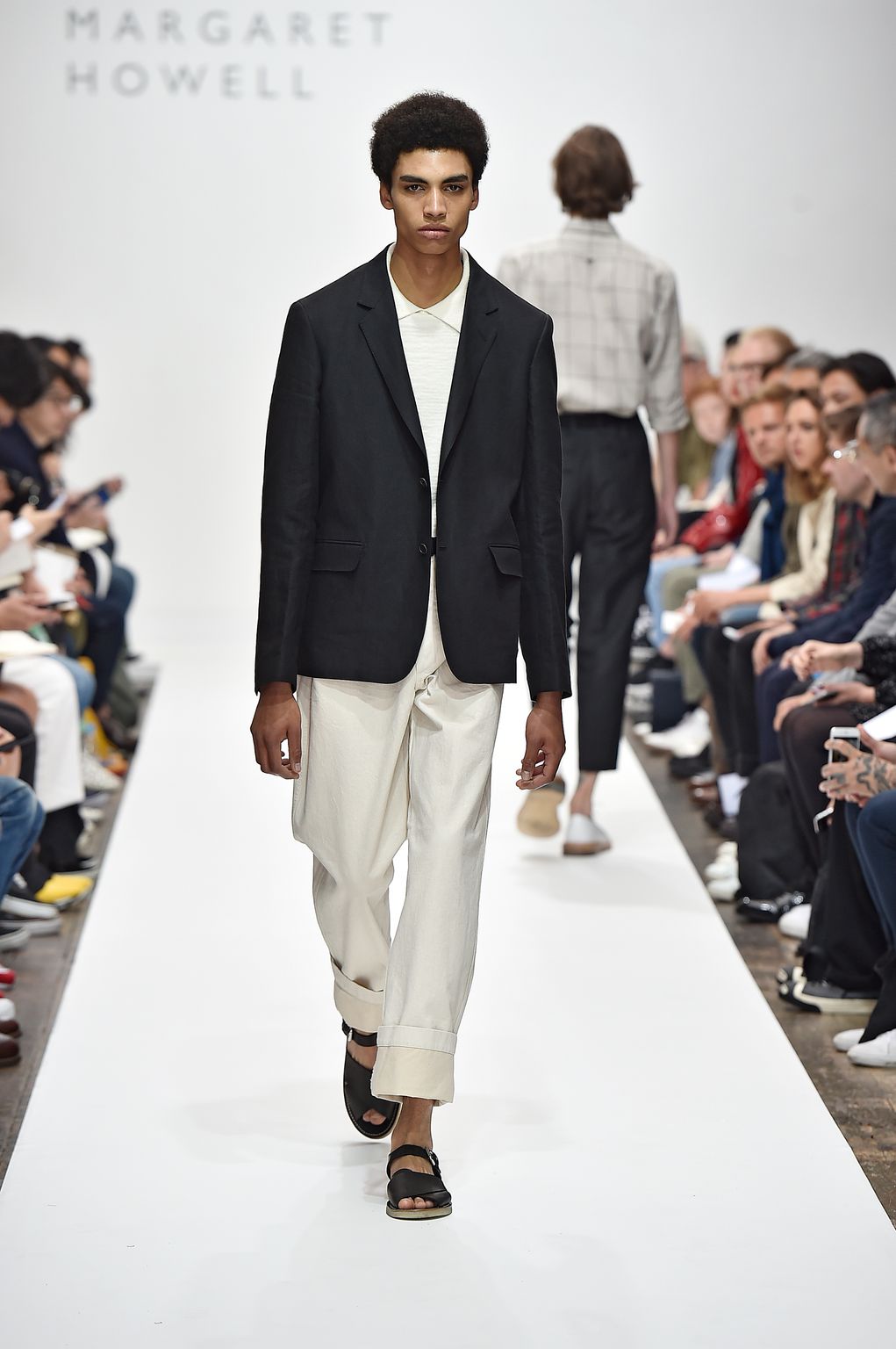 Fashion Week London Spring/Summer 2017 look 13 from the Margaret Howell collection menswear