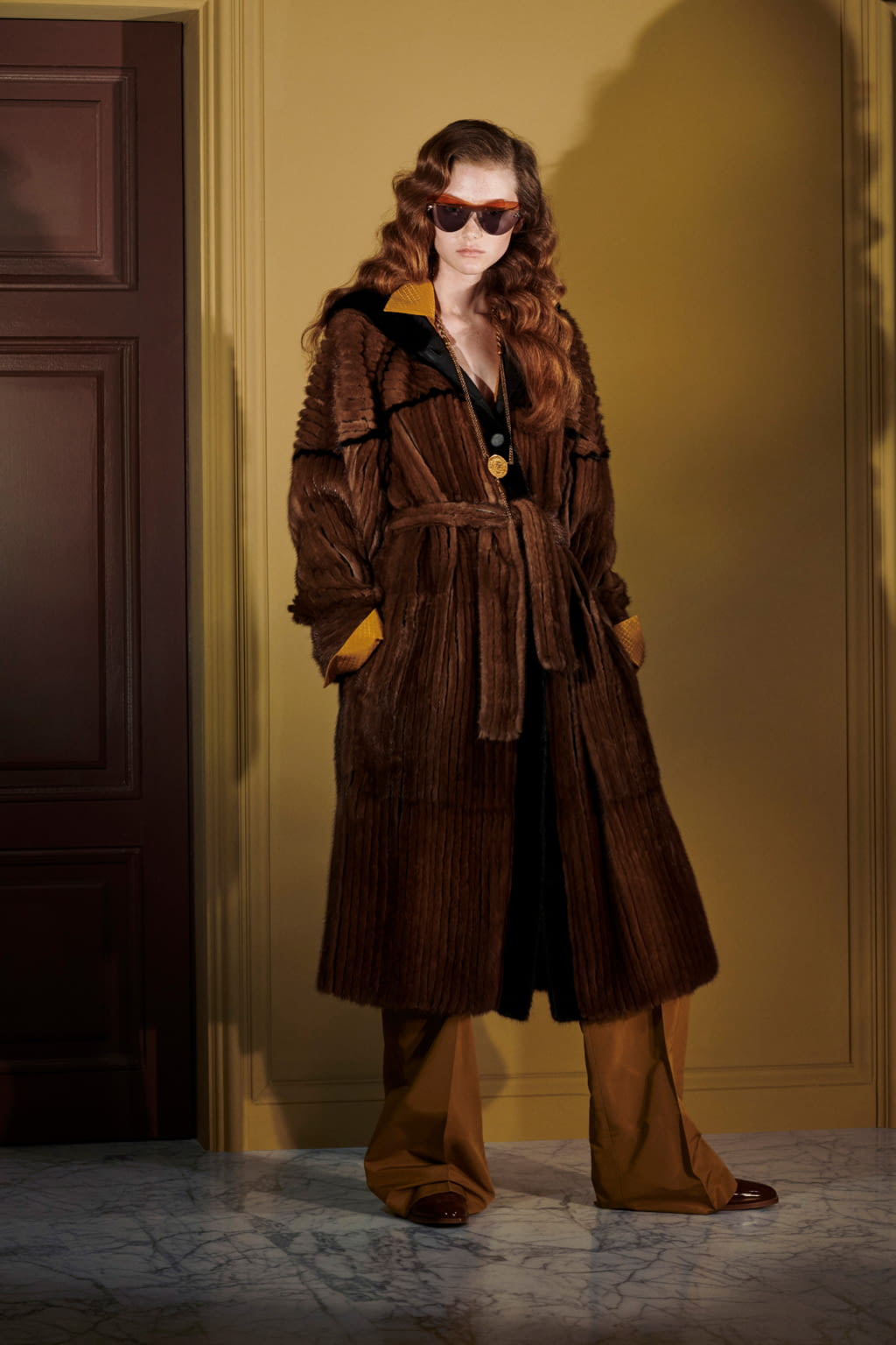 Fashion Week Milan Resort 2020 look 13 from the Fendi collection 女装