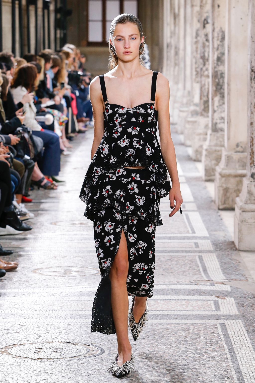 Fashion Week Paris Spring/Summer 2018 look 13 from the Proenza Schouler collection womenswear