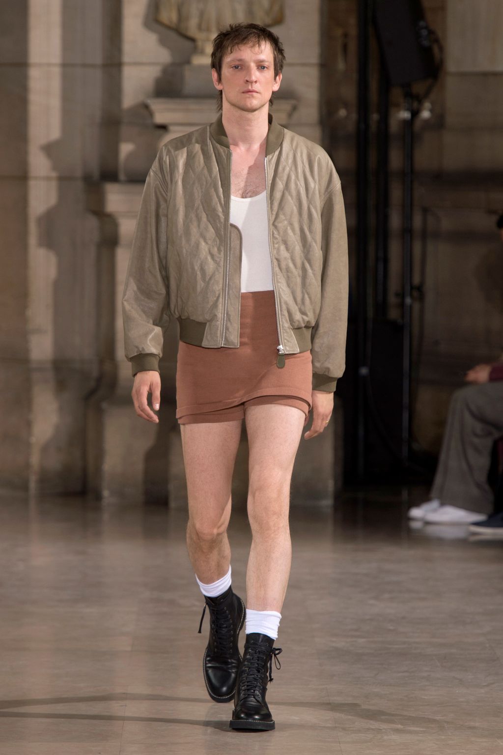 Fashion Week Paris Spring/Summer 2017 look 13 from the Maison Margiela collection 男装