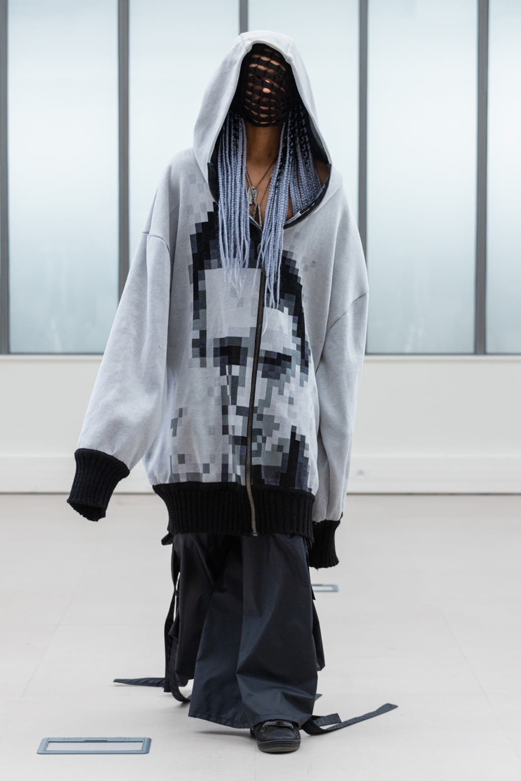 Fashion Week Paris Fall/Winter 2022 look 139 from the IFM PARIS collection womenswear