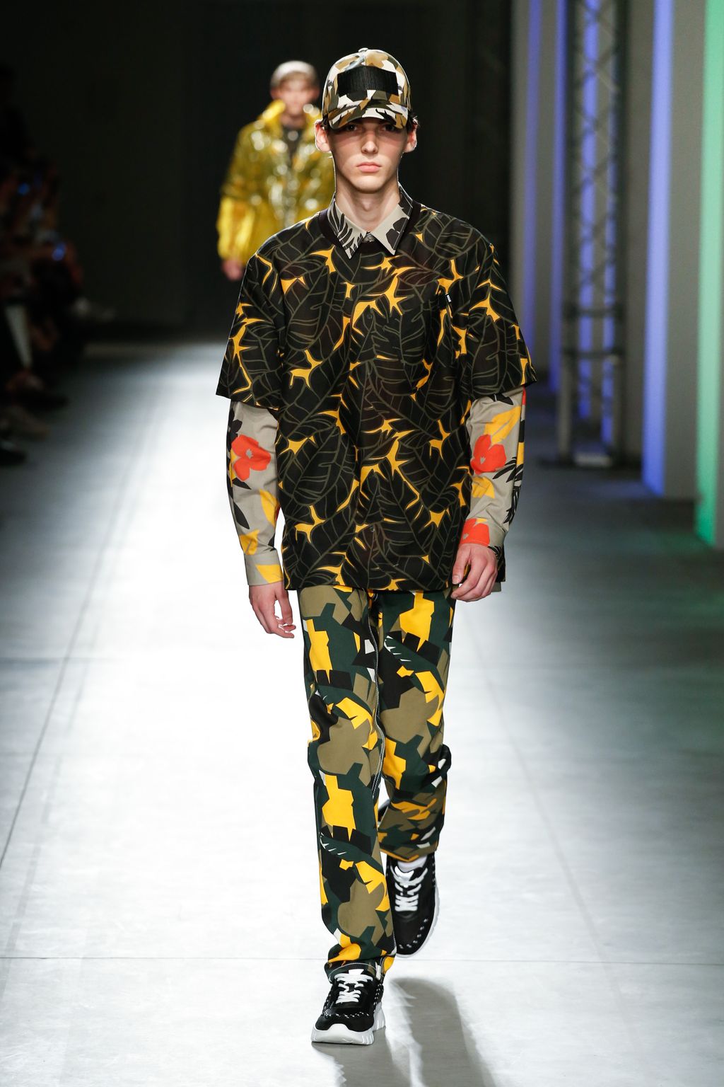 Fashion Week Milan Spring/Summer 2018 look 14 from the MSGM collection menswear