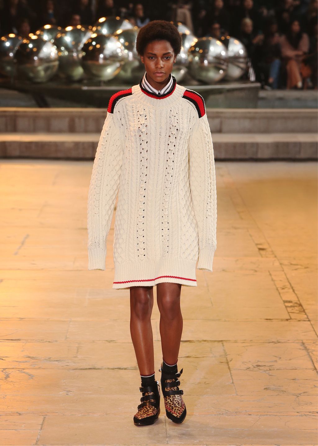 Fashion Week Paris Fall/Winter 2016 look 14 from the Isabel Marant collection 女装