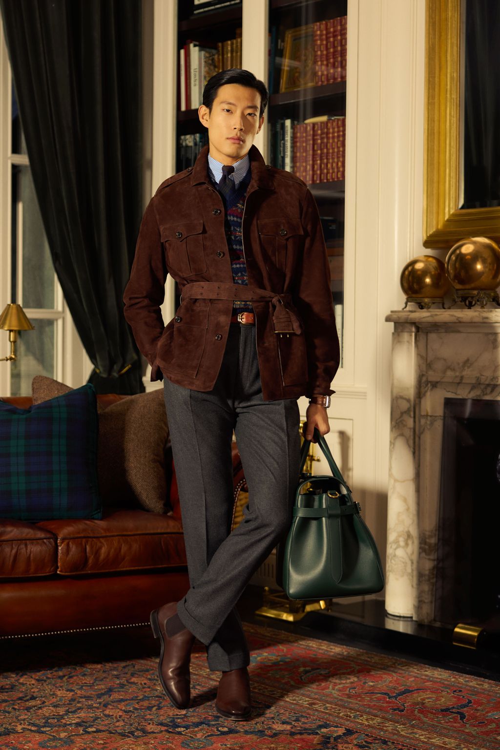 Fashion Week New York Fall/Winter 2024 look 14 from the Ralph Lauren Purple Label collection 男装